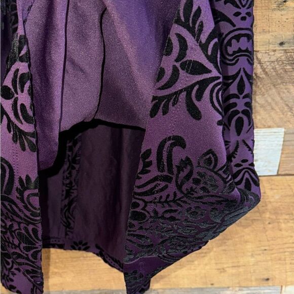 Gabby Skye Damask Velvet Fit And Flare Dress. Purple/black - Picture 6 of 6